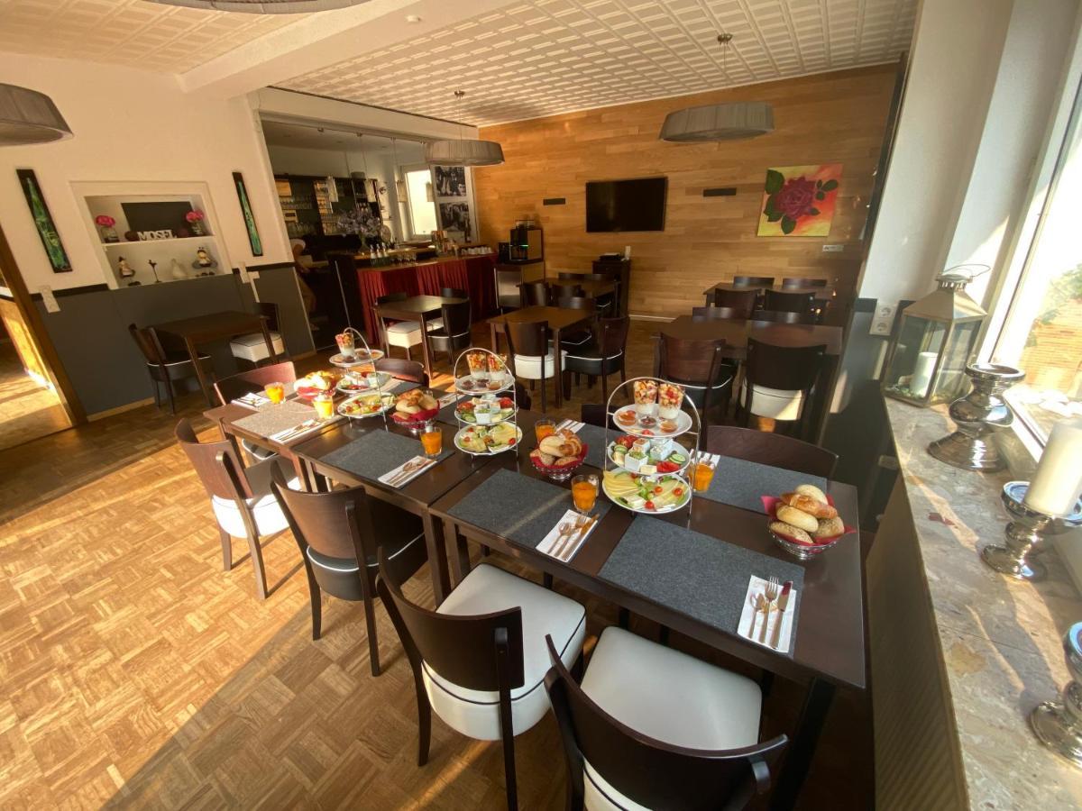 Altes Pfarrhaus Otel Ernst Dış mekan fotoğraf