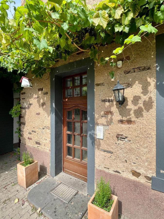 Altes Pfarrhaus Otel Ernst Dış mekan fotoğraf