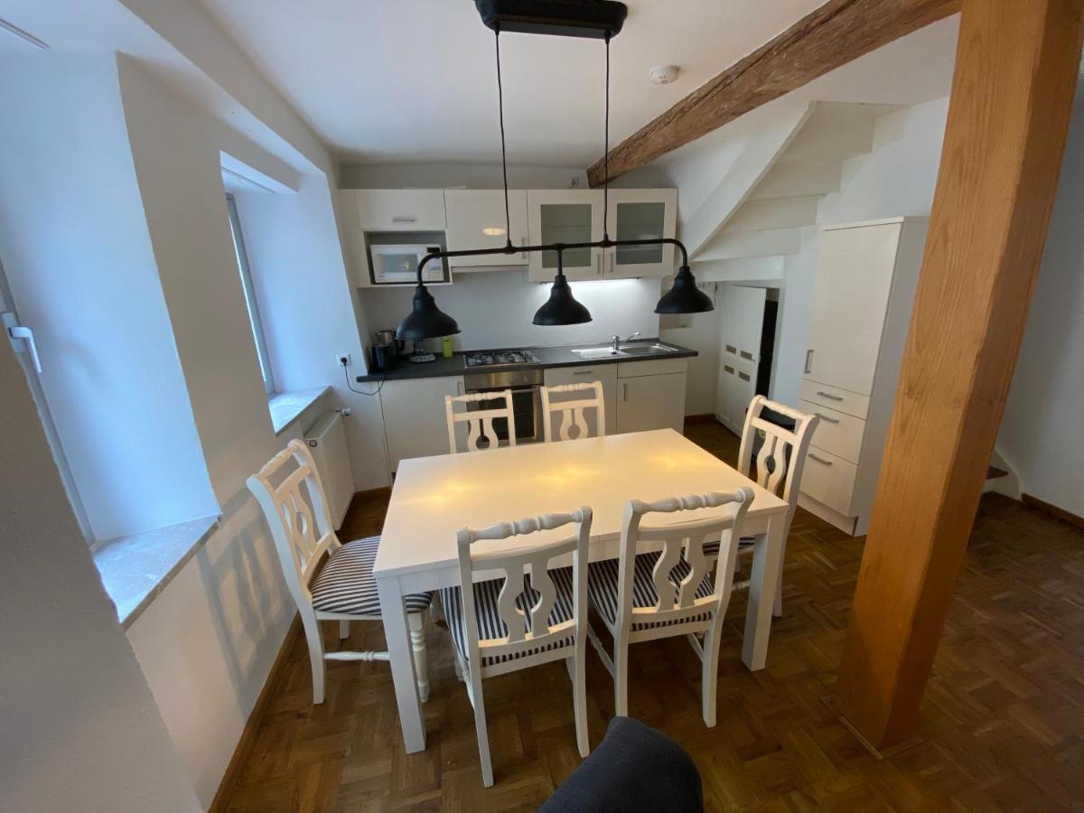 Altes Pfarrhaus Otel Ernst Dış mekan fotoğraf