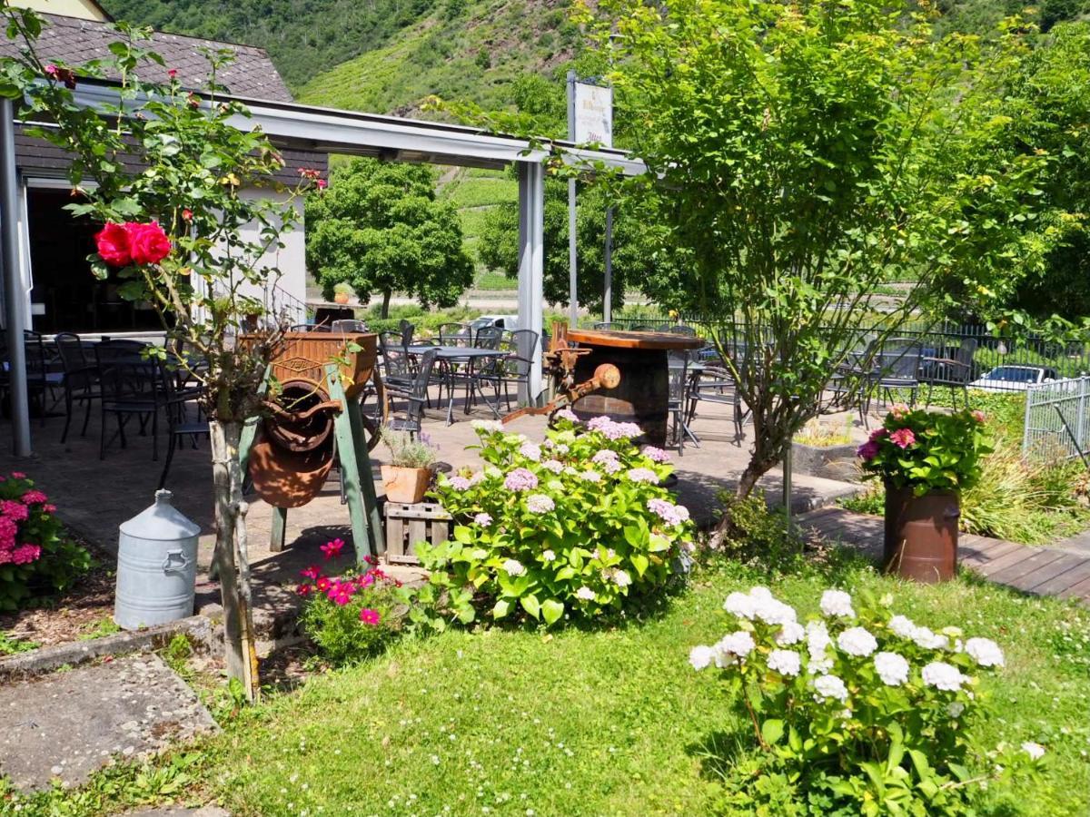 Altes Pfarrhaus Otel Ernst Dış mekan fotoğraf